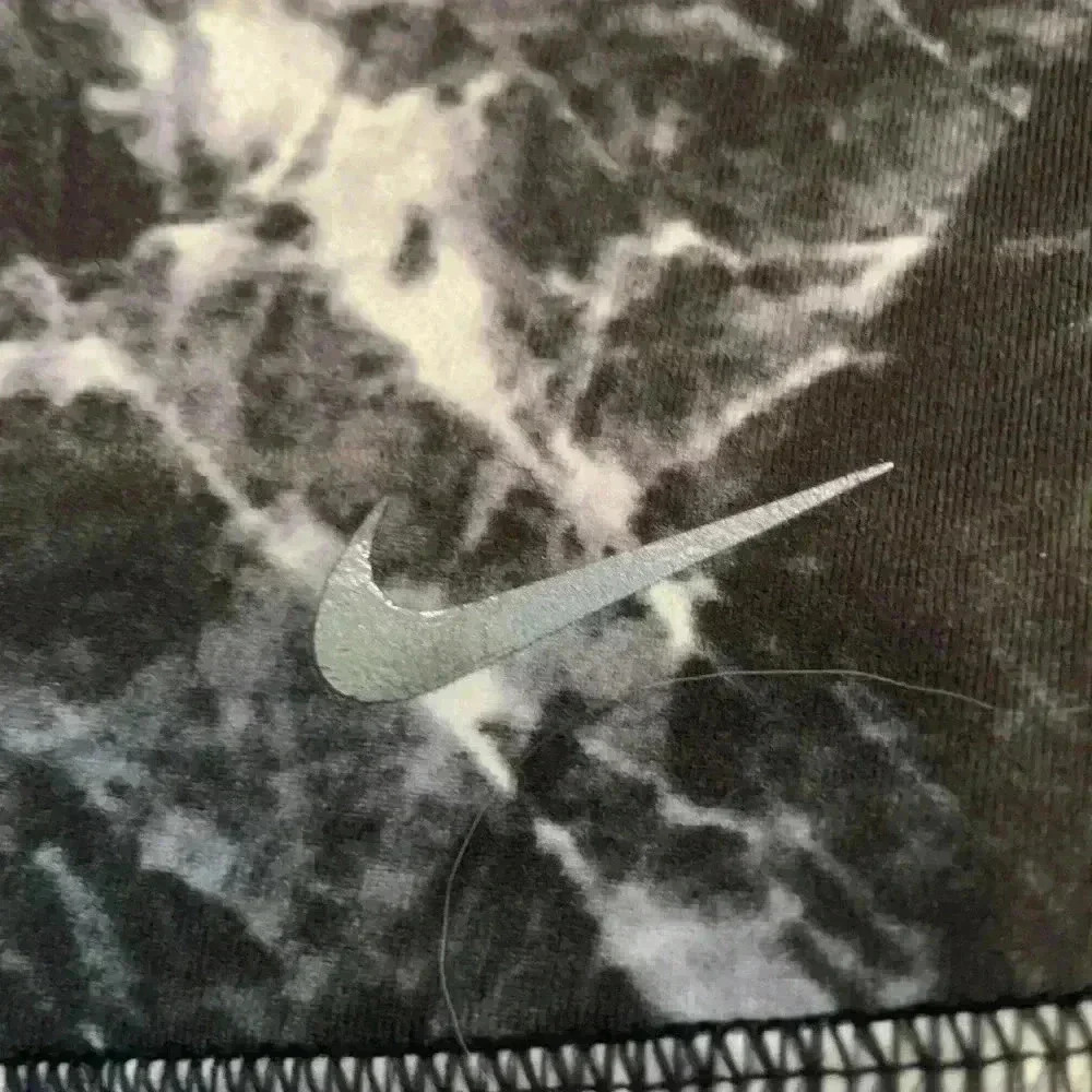 NIKE Dri-Fit Women’s Cropped Leggings